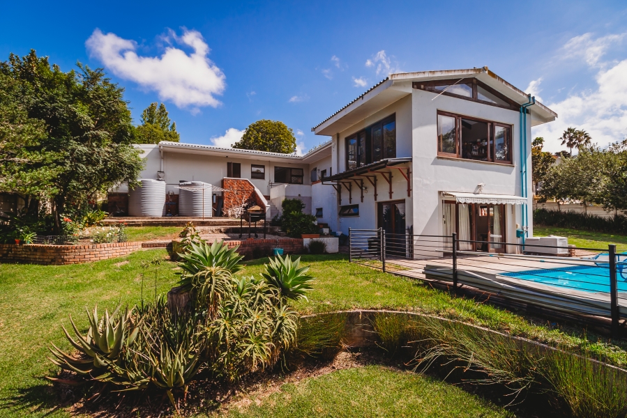 4 Bedroom Property for Sale in Twee Rivieren Western Cape